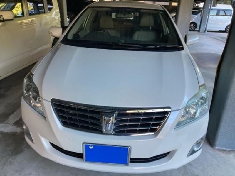 TOYOTA PREMIO