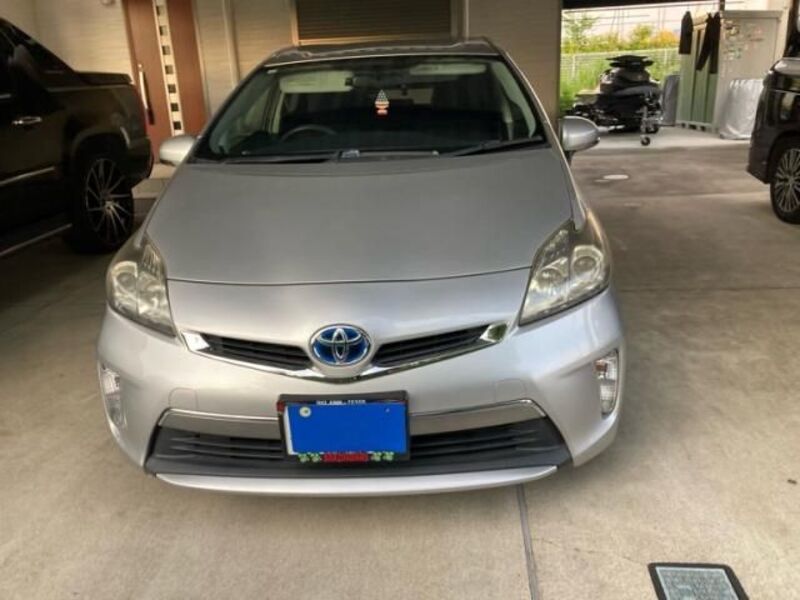 PRIUS PHV