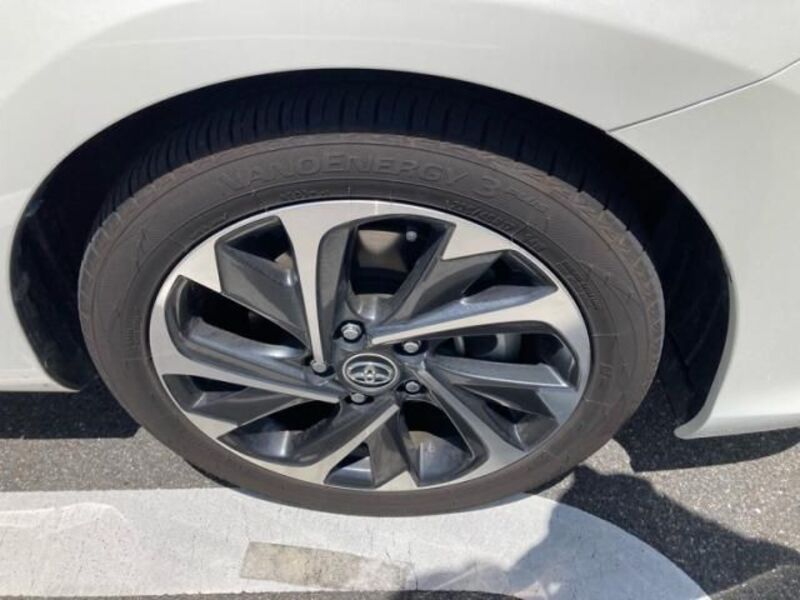 AURIS HYBRID