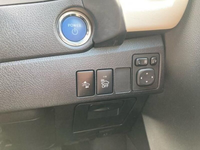 AURIS HYBRID