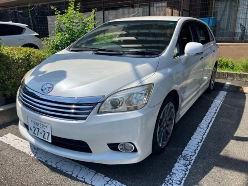 TOYOTA MARK X ZIO