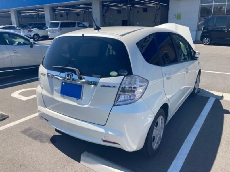 FIT HYBRID
