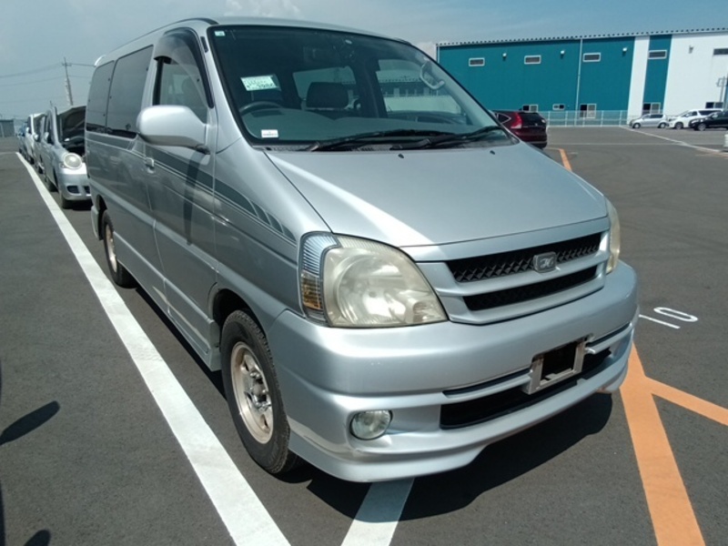 TOURING HIACE