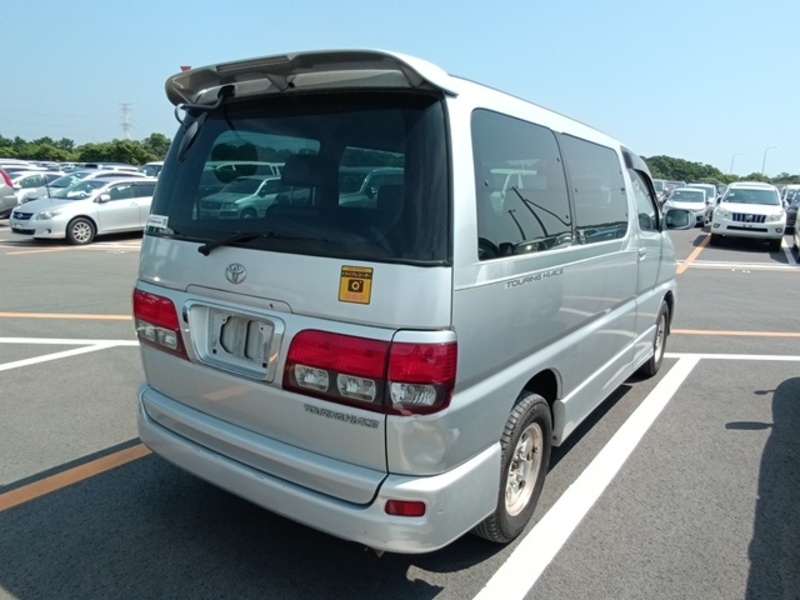 TOURING HIACE