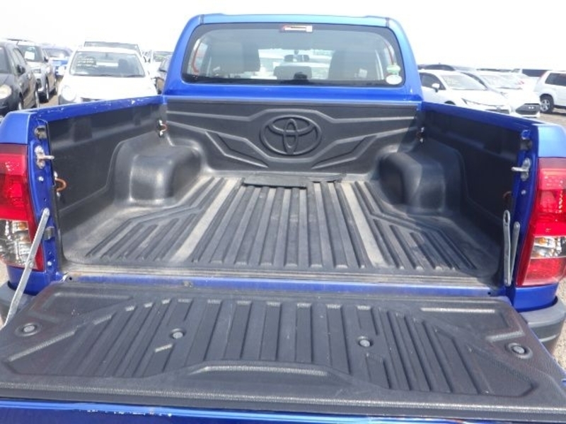 HILUX