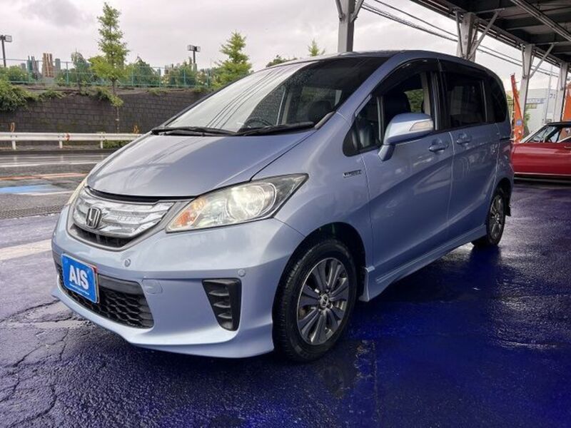 HONDA FREED HYBRID