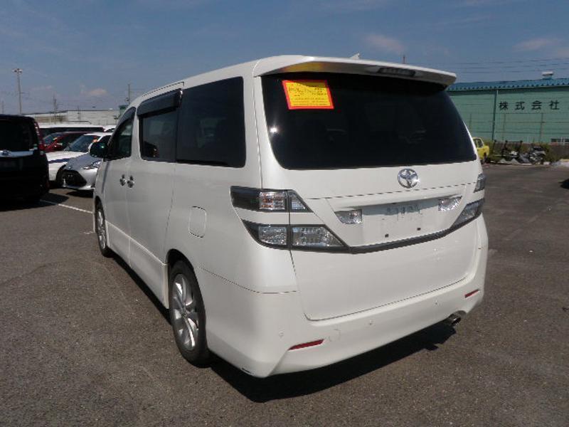 VELLFIRE