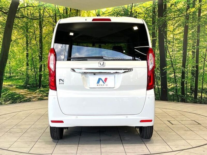 N BOX