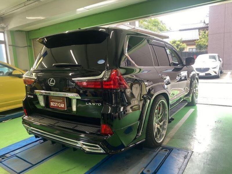 LX
