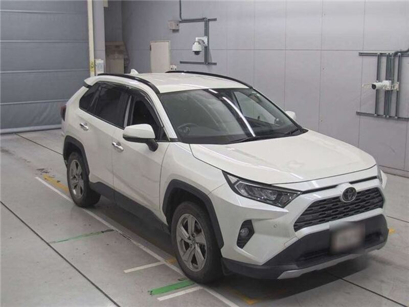 RAV4