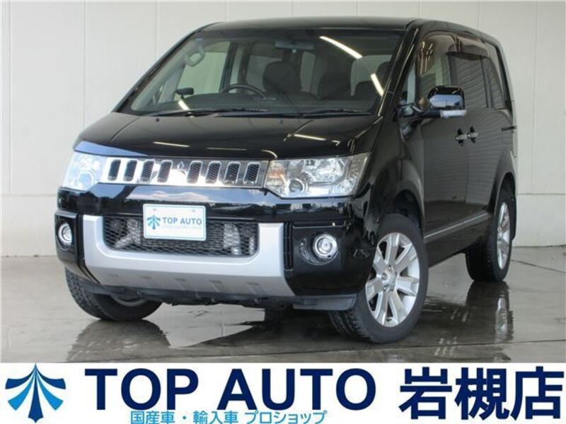 MITSUBISHI DELICA D5