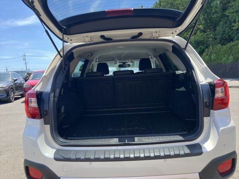 LEGACY OUTBACK