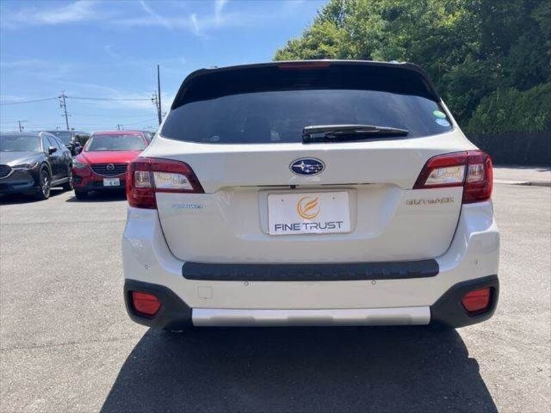 LEGACY OUTBACK