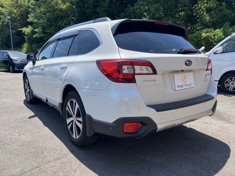 LEGACY OUTBACK