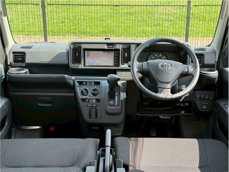PIXIS VAN