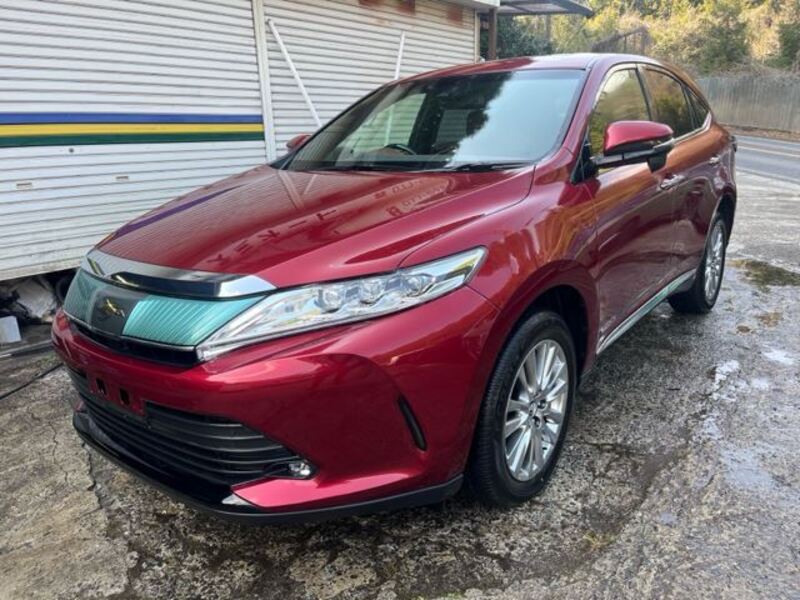 TOYOTA HARRIER
