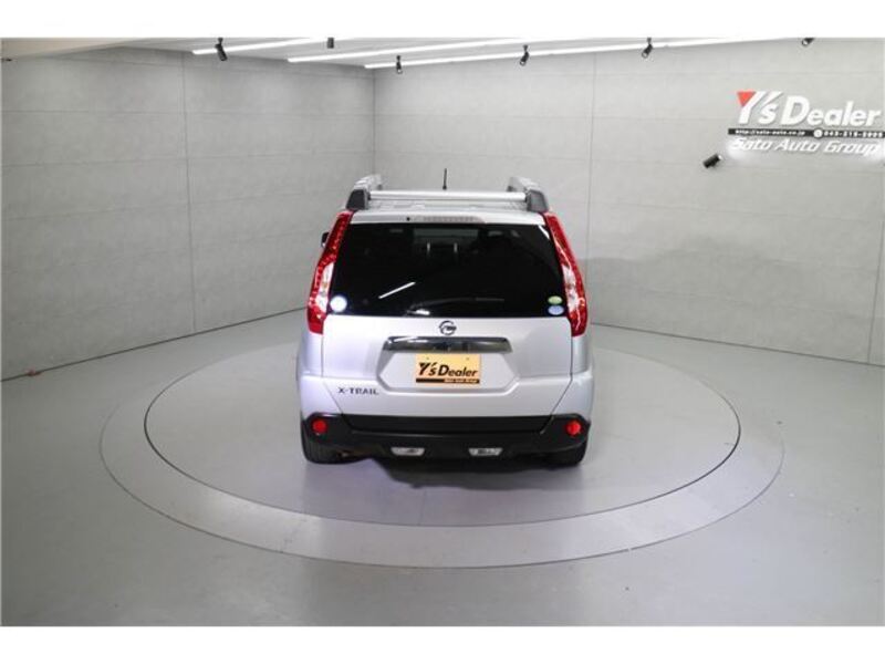 X-TRAIL