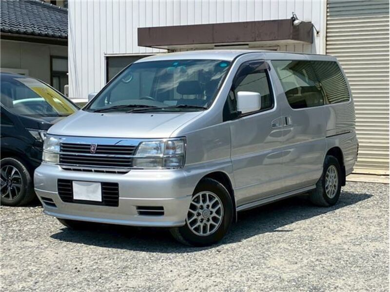 NISSAN ELGRAND