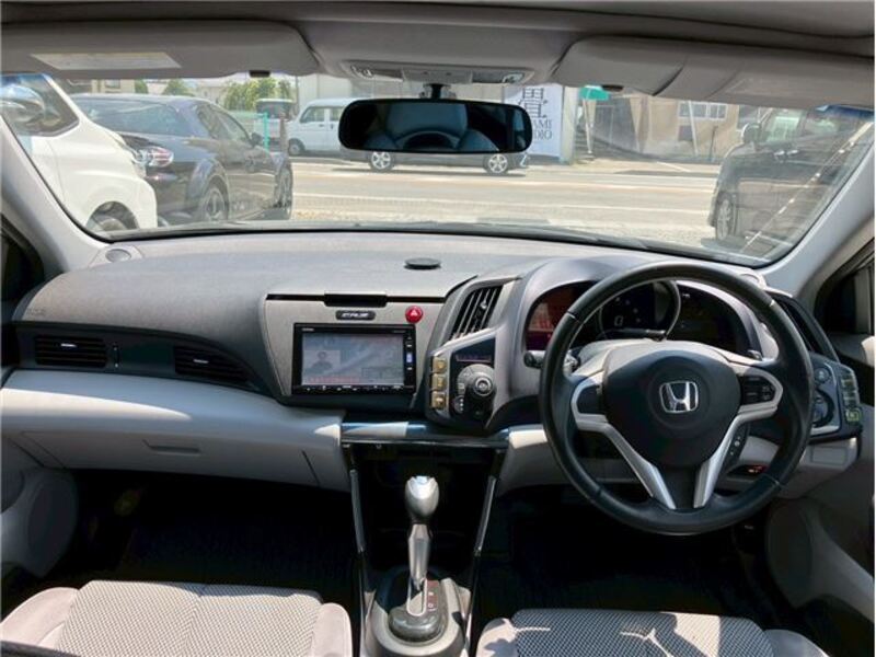 CR-Z