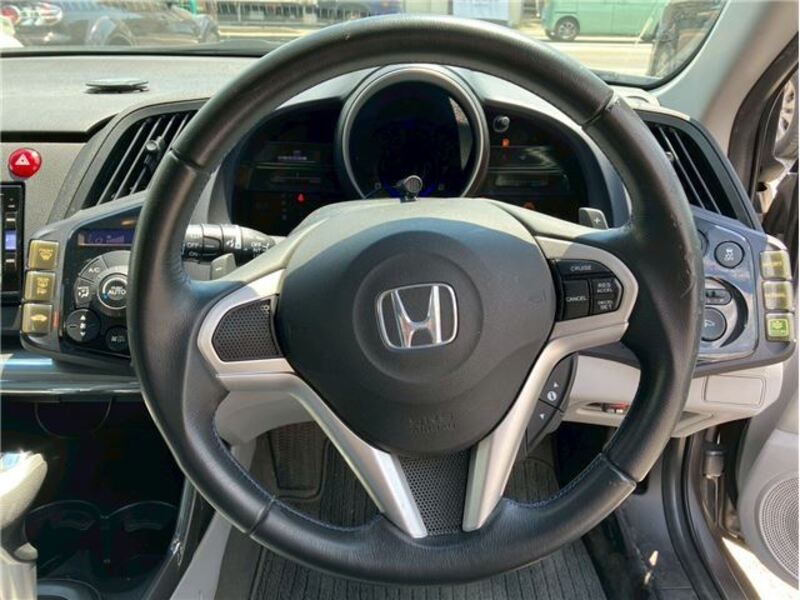 CR-Z