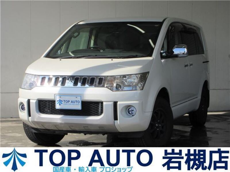 MITSUBISHI DELICA D5