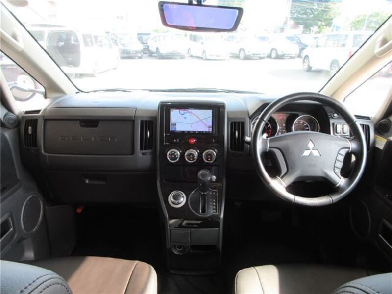 DELICA D5