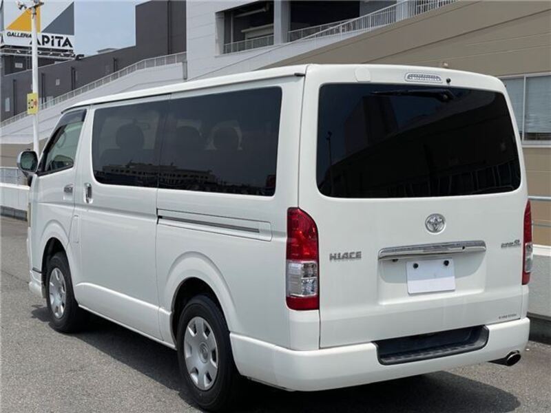 HIACE