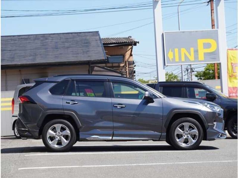 RAV4