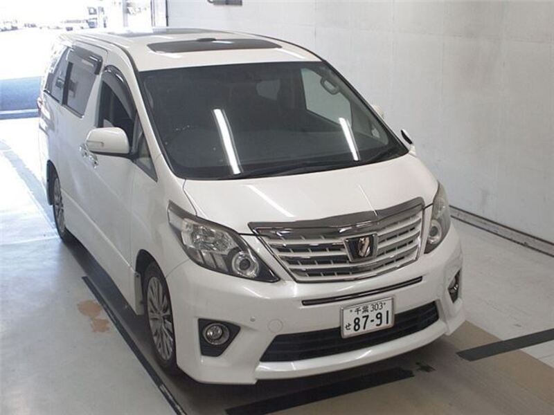 TOYOTA ALPHARD