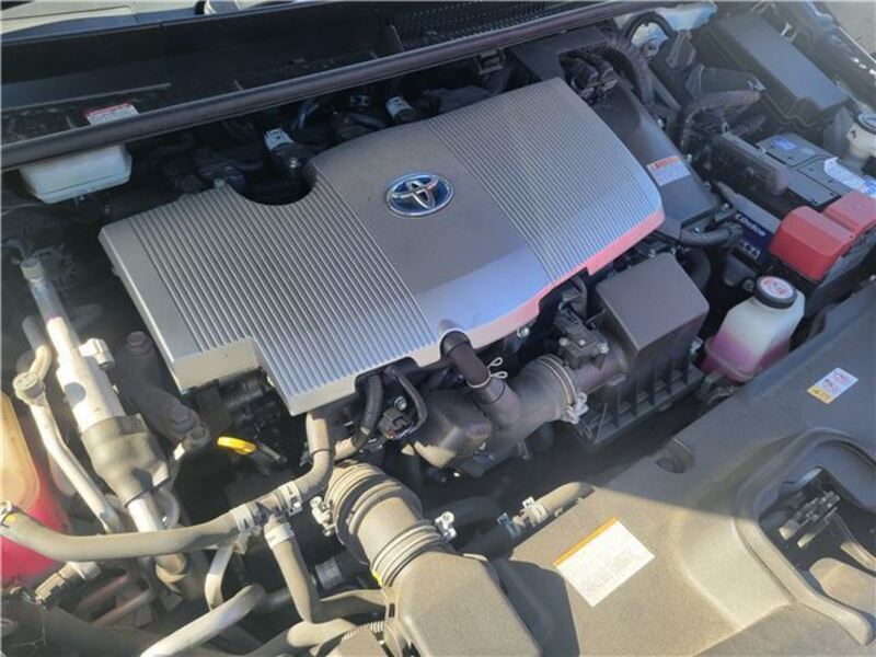 PRIUS PHV
