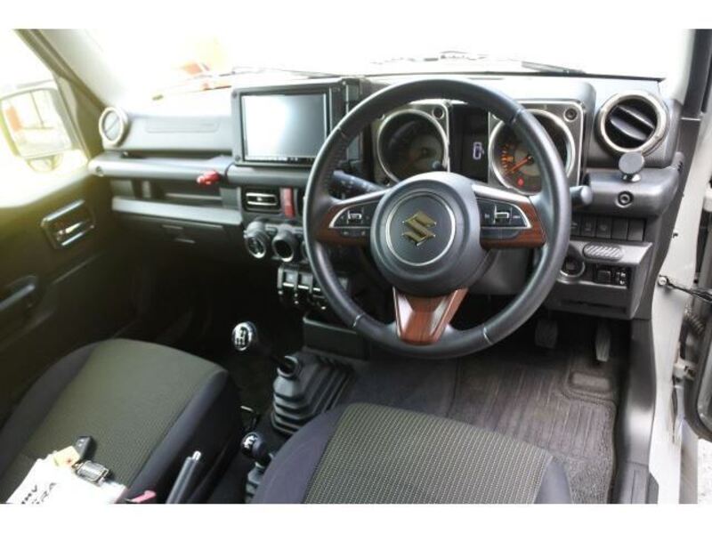 JIMNY SIERRA