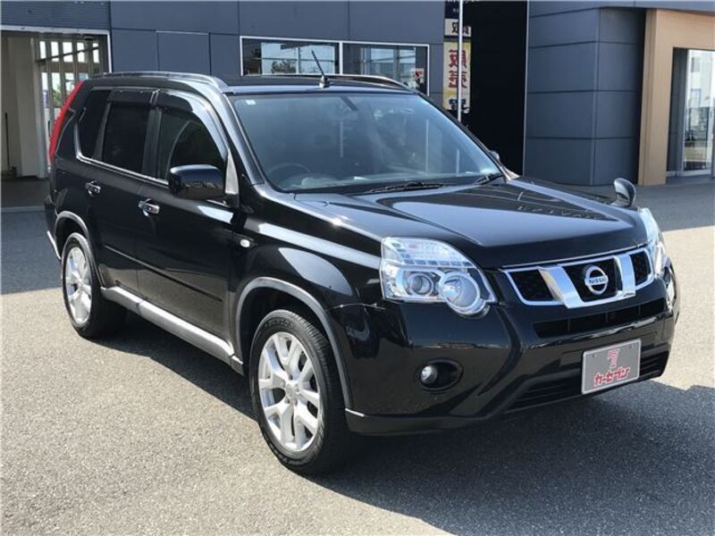 X-TRAIL