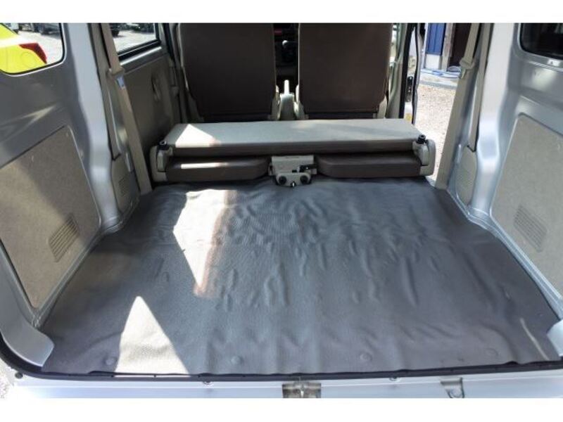 MINICAB VAN