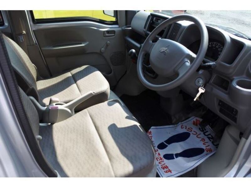 MINICAB VAN