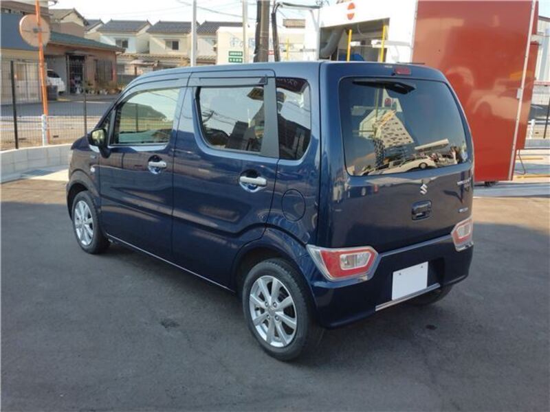 WAGON R