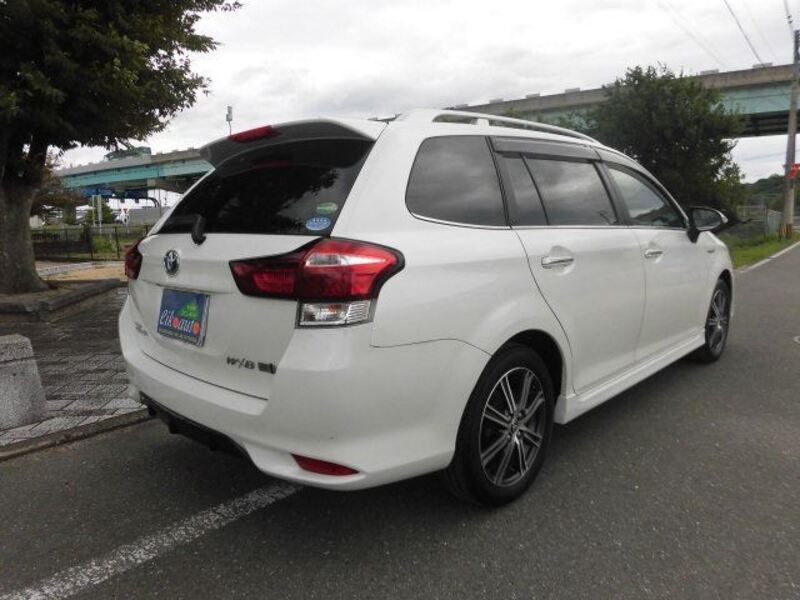 COROLLA FIELDER