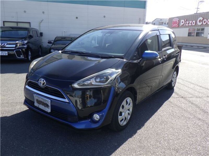 TOYOTA SIENTA