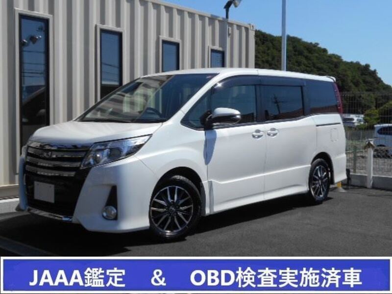TOYOTA NOAH