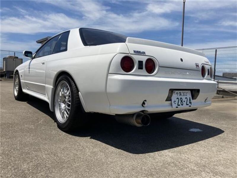 SKYLINE