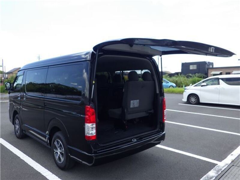 HIACE
