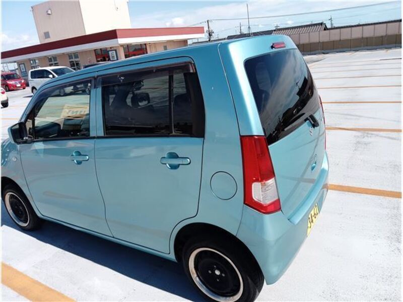 WAGON R