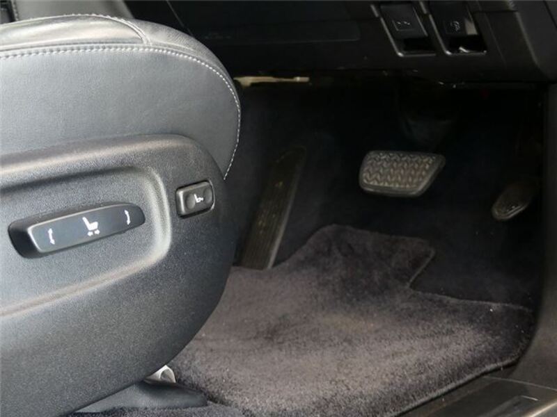 LX