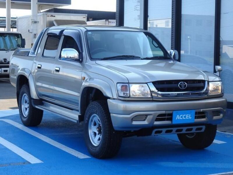 HILUX