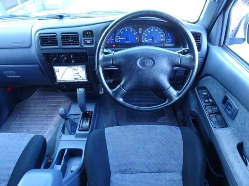 HILUX