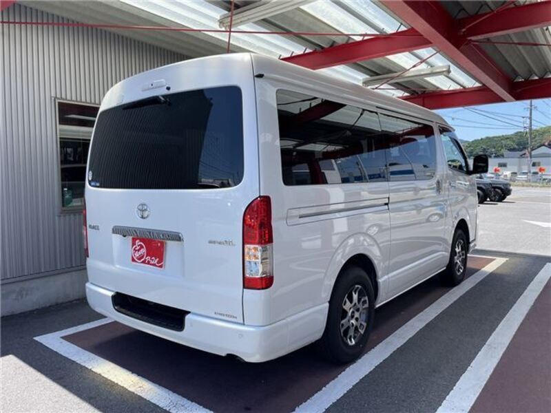 HIACE