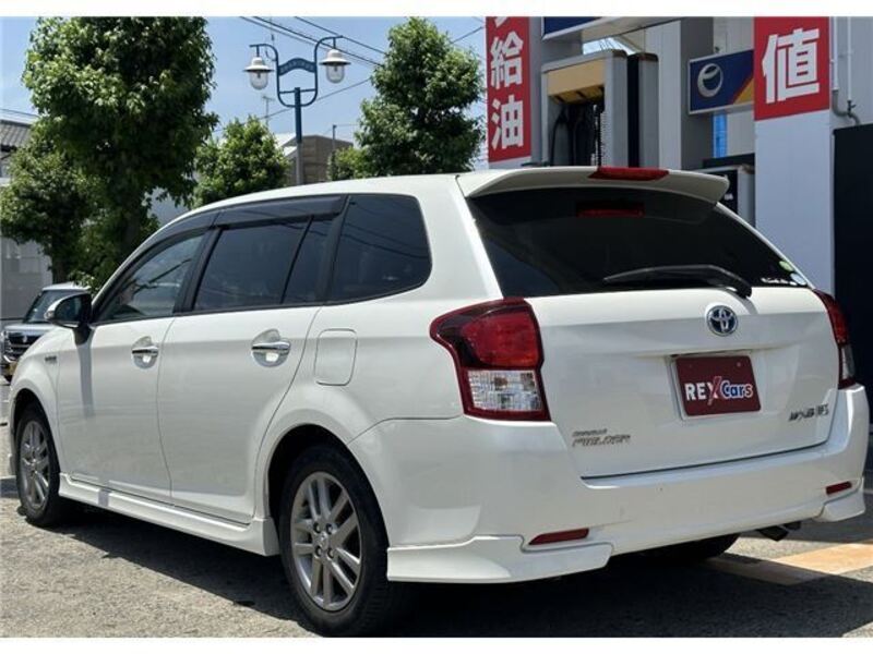 COROLLA FIELDER