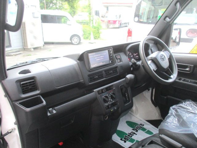 PIXIS VAN