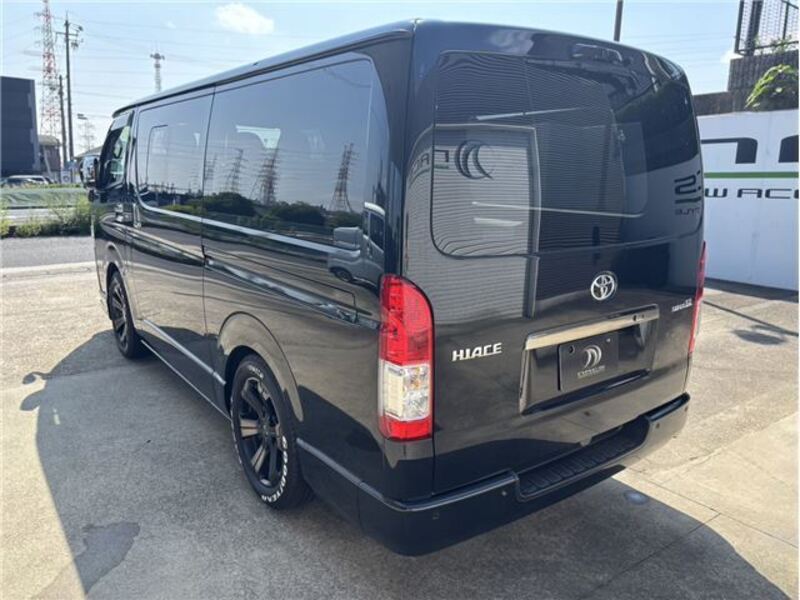 HIACE
