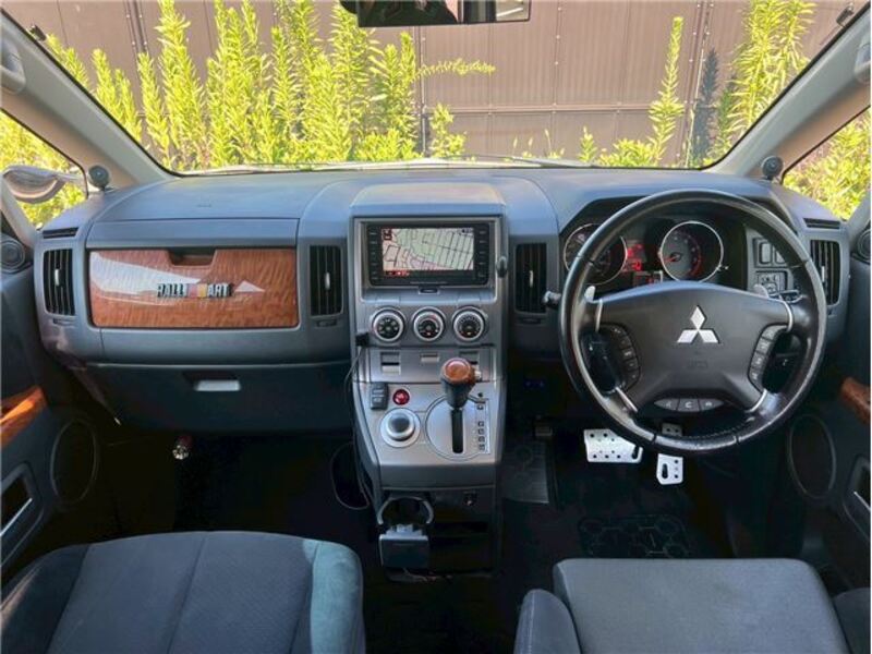 DELICA D5