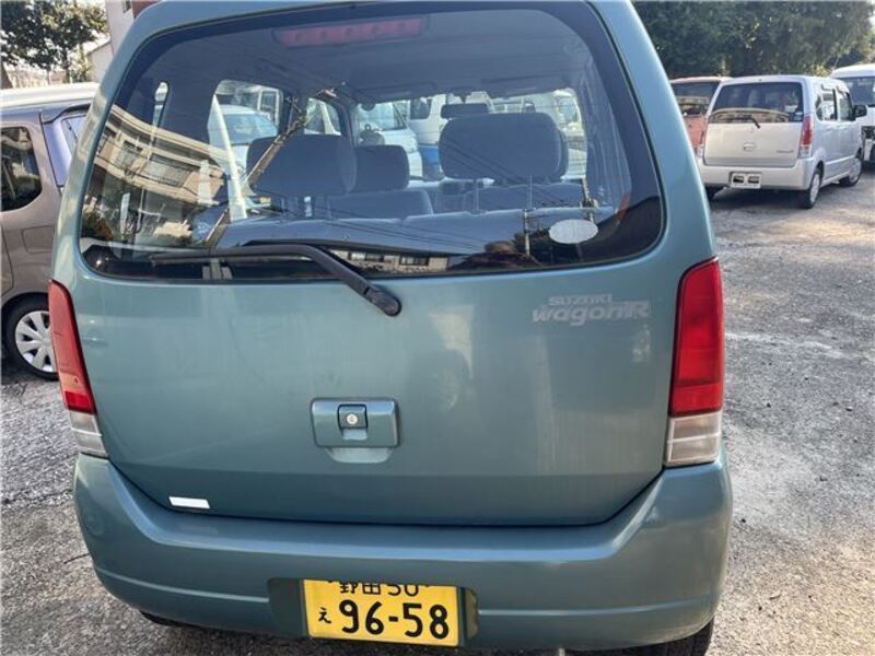 WAGON R